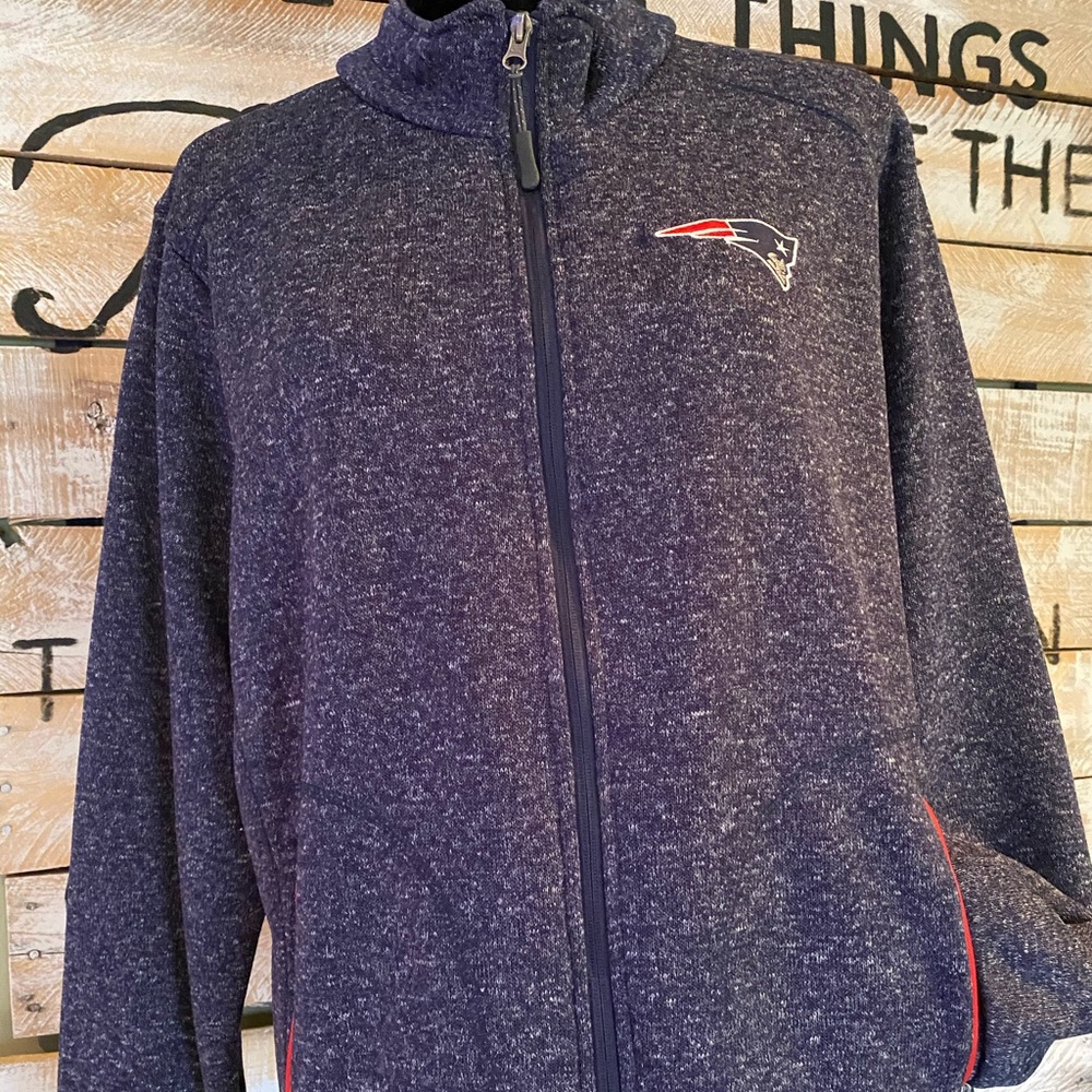 GIII Apparel group PATRIOTS sweater jacket